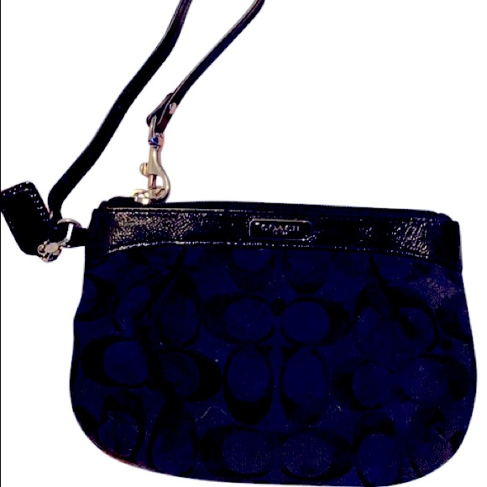 NWT Coach Navy Wristlet - Picture 6 of 6